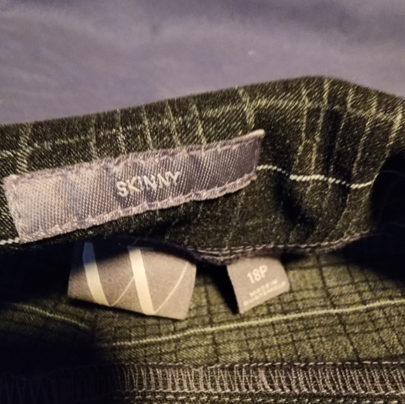 Worthington black striped slacks - Picture 4 of 4